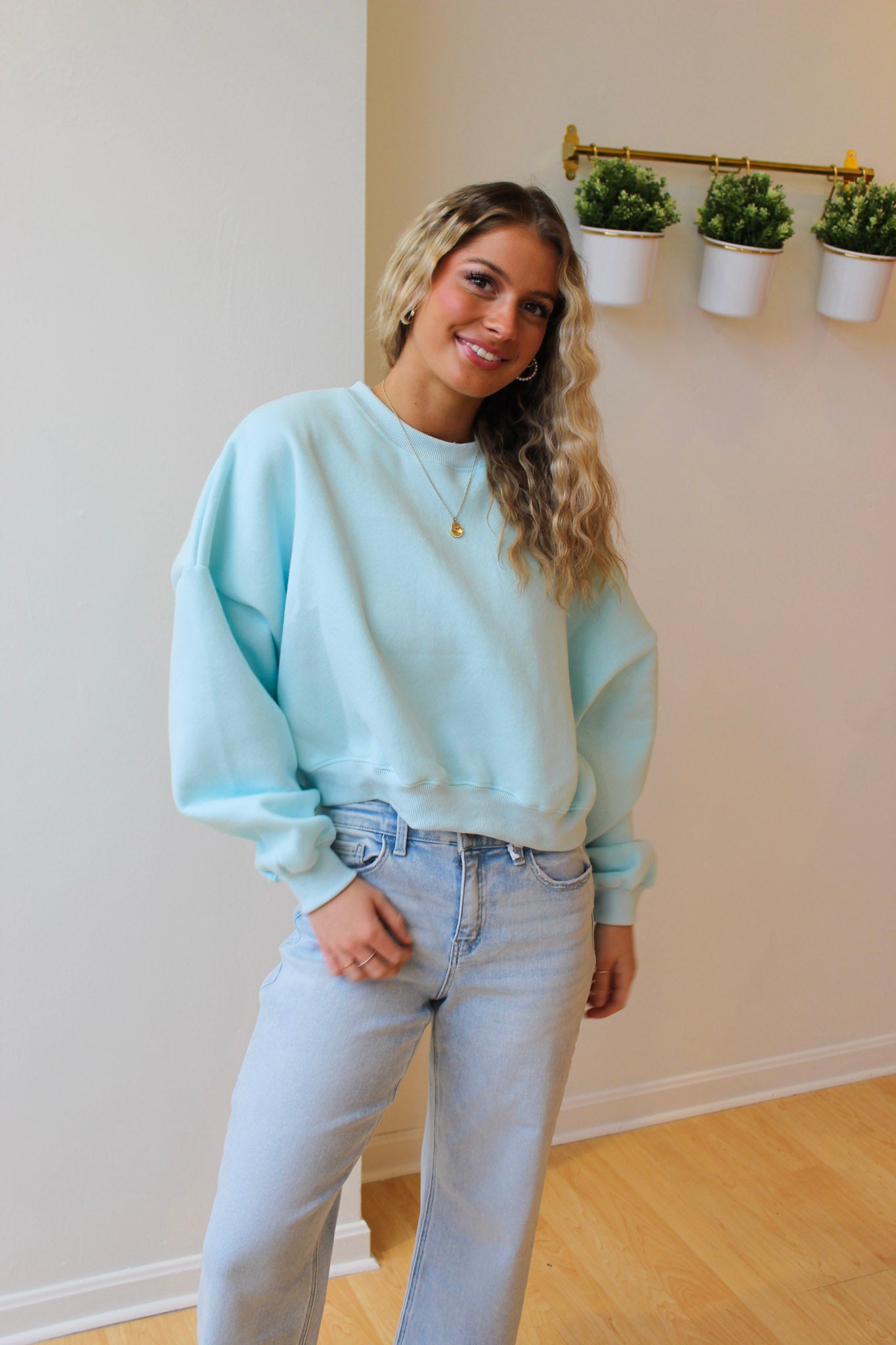 Laura Fleece Crewneck - Blue Ice Cream