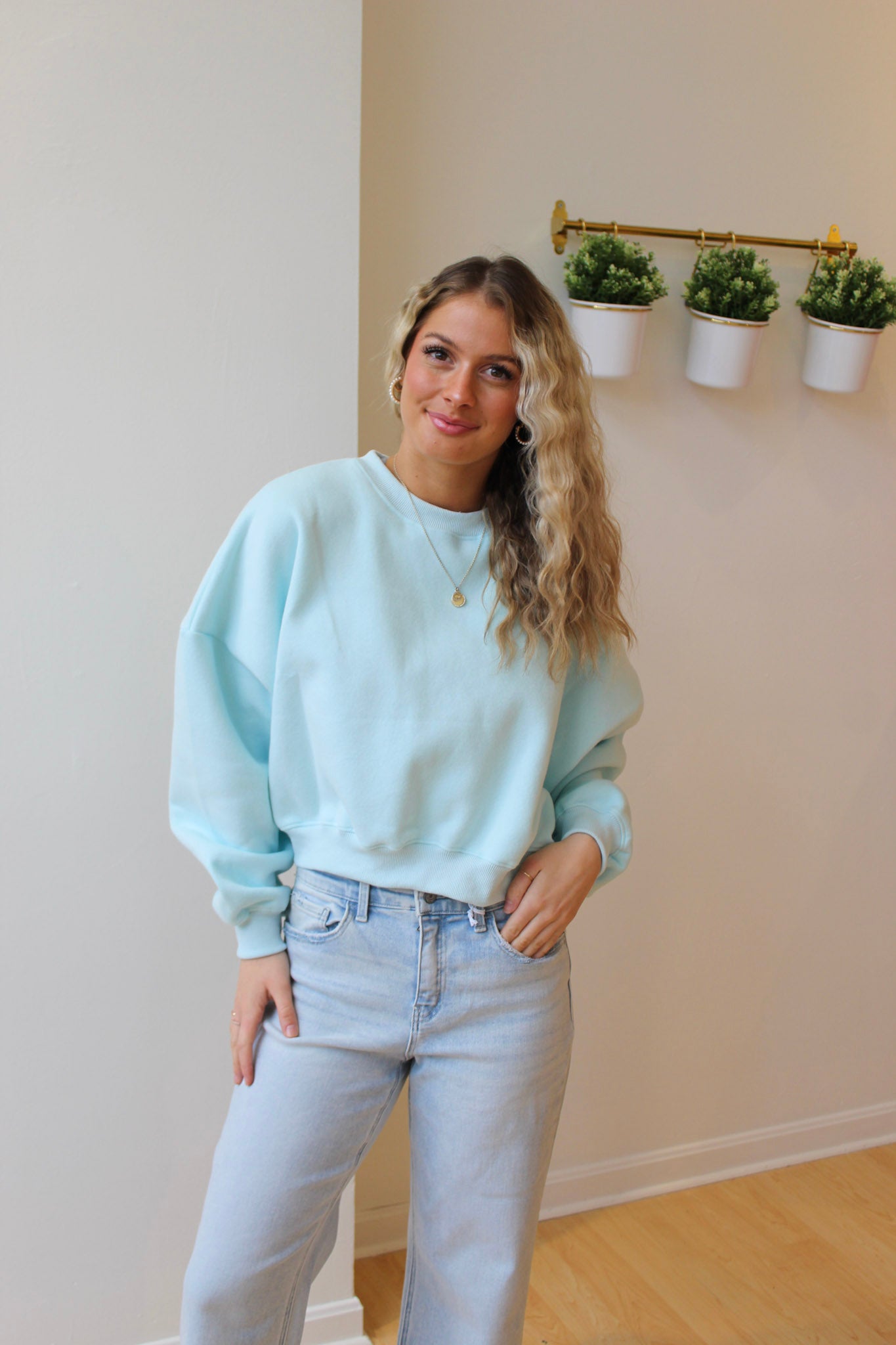 Laura Fleece Crewneck - Blue Ice Cream