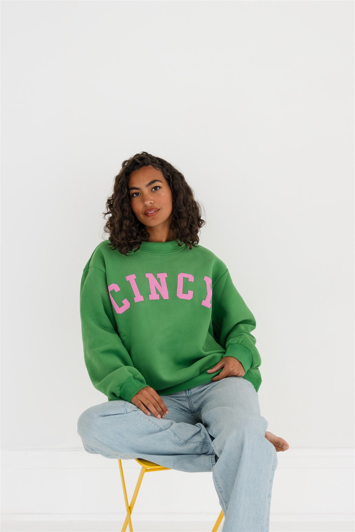 Cincy Mockneck - Kelly Green/Pink – Annabelle Arthur Boutique